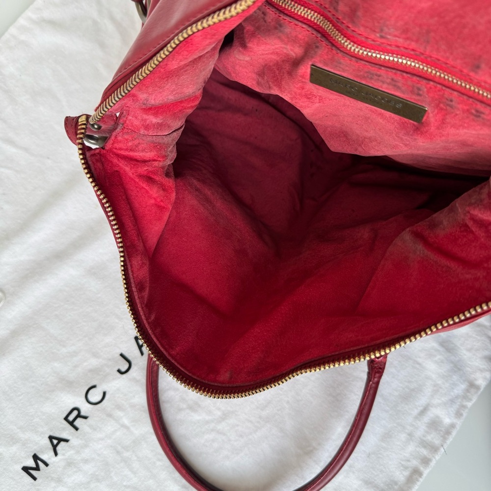 Marc Jacobs Vintage Leather ๐ฅ HUGE - Picture 16 of 16